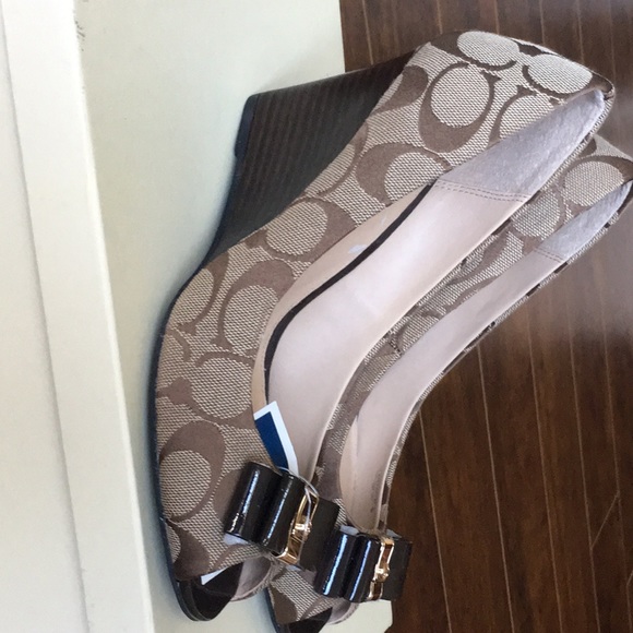 NEW Coach Wedges 6.5 - Picture 4 of 4
